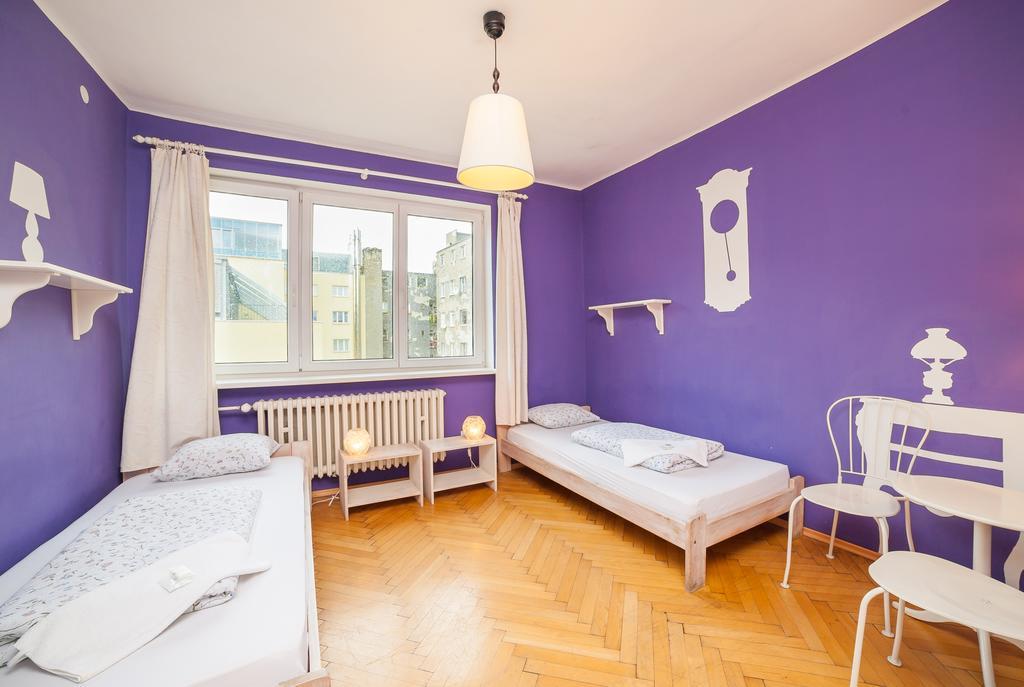 Zweibettzimmer mit eigenem Bad