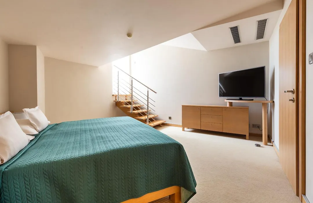 Roset Hotel & Residence-1