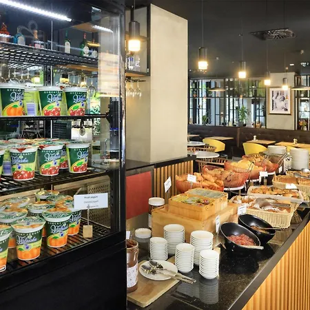 Park Inn By Radisson Danube Bratislava-2